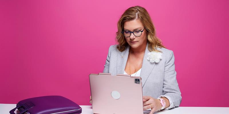 Sylvie Hansen - Conseill&egrave;re en digitalisation